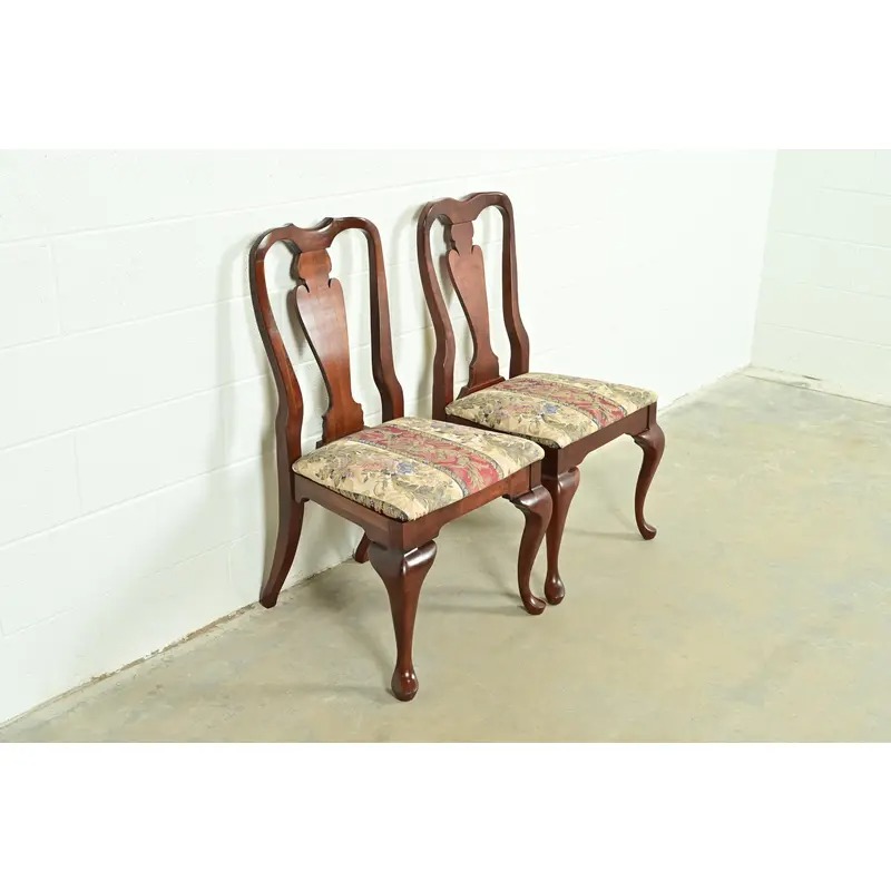 Baker Furniture Style Queen Anne Solid Cherry Wood Side Chairs or Dining Chairs, Pair - Image 4