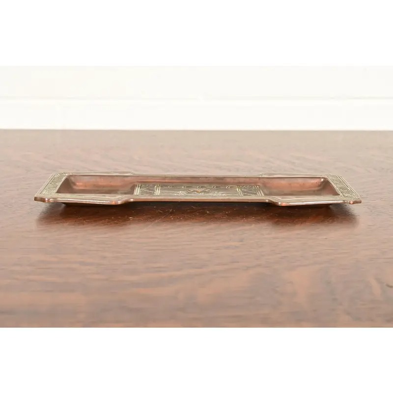 Tiffany Studios New York American Indian Pattern Bronze Pen Tray - Image 4