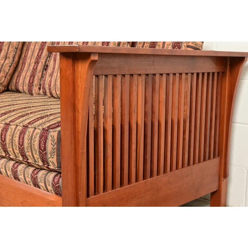 Stickley Mission Arts and Crafts Cherry Wood Spindle Settle Sofa - Image 7