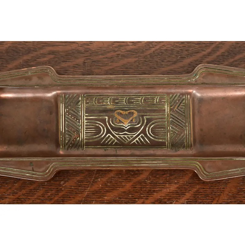 Tiffany Studios New York American Indian Pattern Bronze Pen Tray - Image 7
