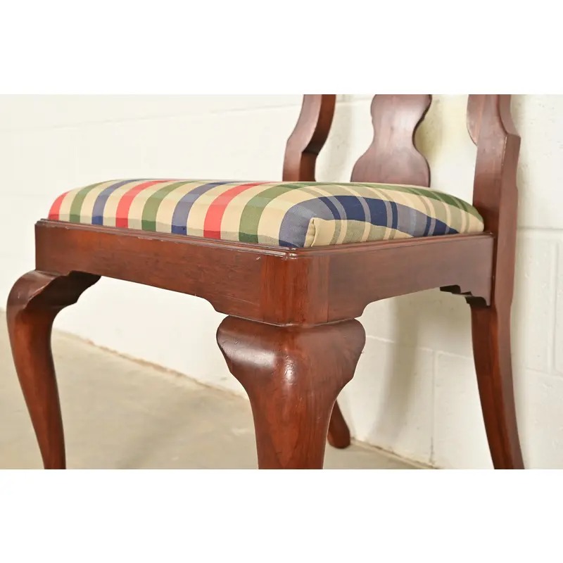 Henkel Harris Queen Anne Solid Cherry Wood Side Chairs or Dining Chairs, Pair - Image 8