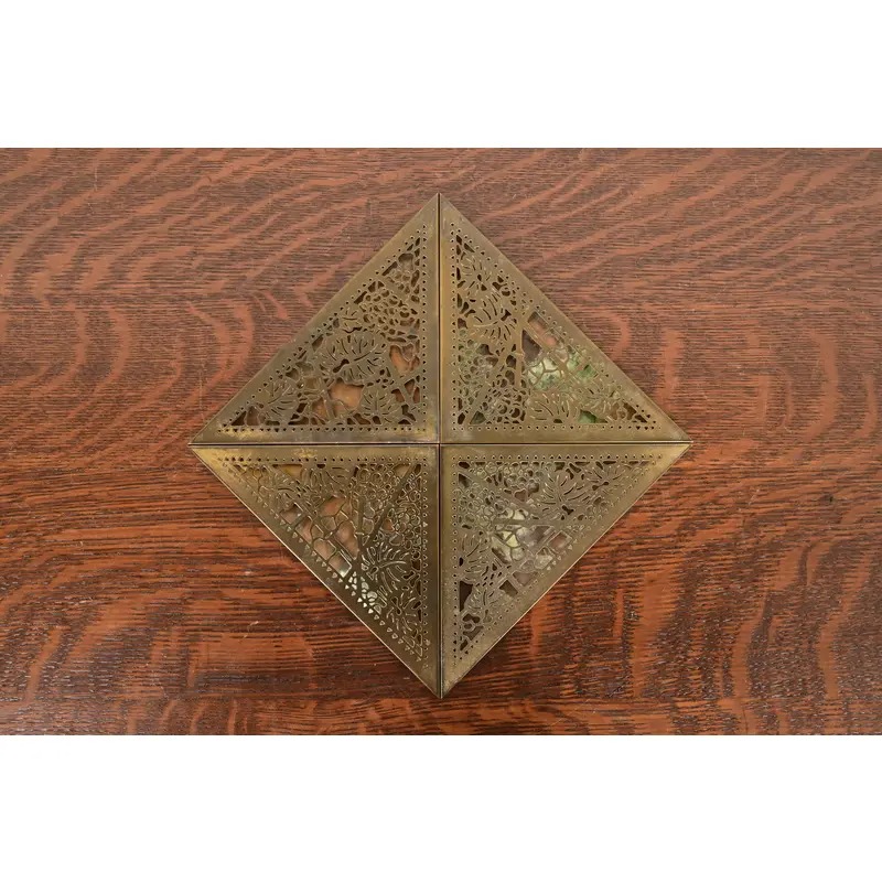 Tiffany Studios New York Grapevine Bronze Doré Blotter Corners With Leather Desk Blotter - Image 9