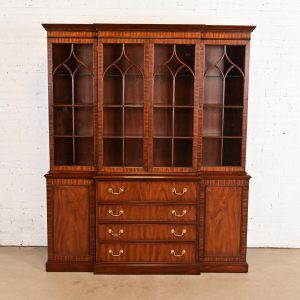 Henkel Harris Georgian Carved Mahogany Lighted Breakfront Bookcase Cabinet