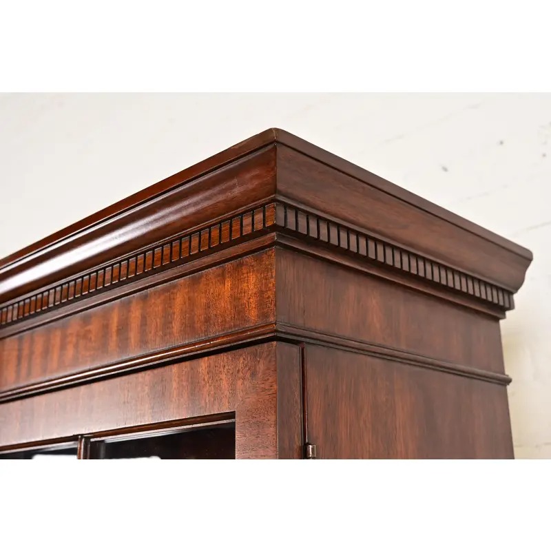 Henkel Harris Georgian Carved Mahogany Lighted Breakfront Bookcase Cabinet - Image 11