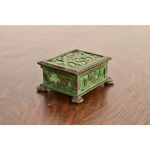 Apollo Studios New York Arts & Crafts Grapevine Pattern Bronze and Slag Glass Stamp Box