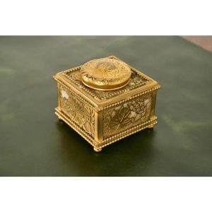 Tiffany Studios New York Grapevine Bronze Doré and Favrile Slag Glass Inkwell