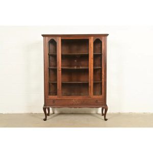Berkey & Gay Style Antique Queen Anne Carved Mahogany Bookcase or Bar Cabinet, Circa 1920s