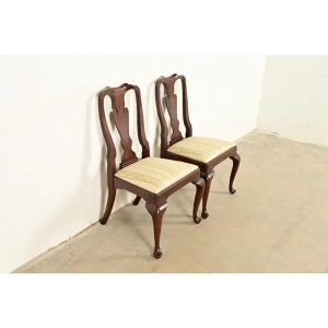 Henkel Harris Queen Anne Solid Mahogany Side Chairs or Dining Chairs, Pair