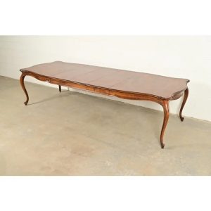 Henredon French Provincial Louis XV Carved Walnut Extension Dining Table With Parquet Top