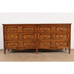 Henredon French Regency Louis XVI Carved Fruitwood Long Dresser or Credenza, Circa 1960s