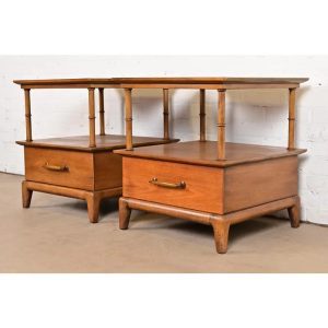 Heritage Henredon Mid-Century Modern Sculpted Walnut Nightstands, Pair