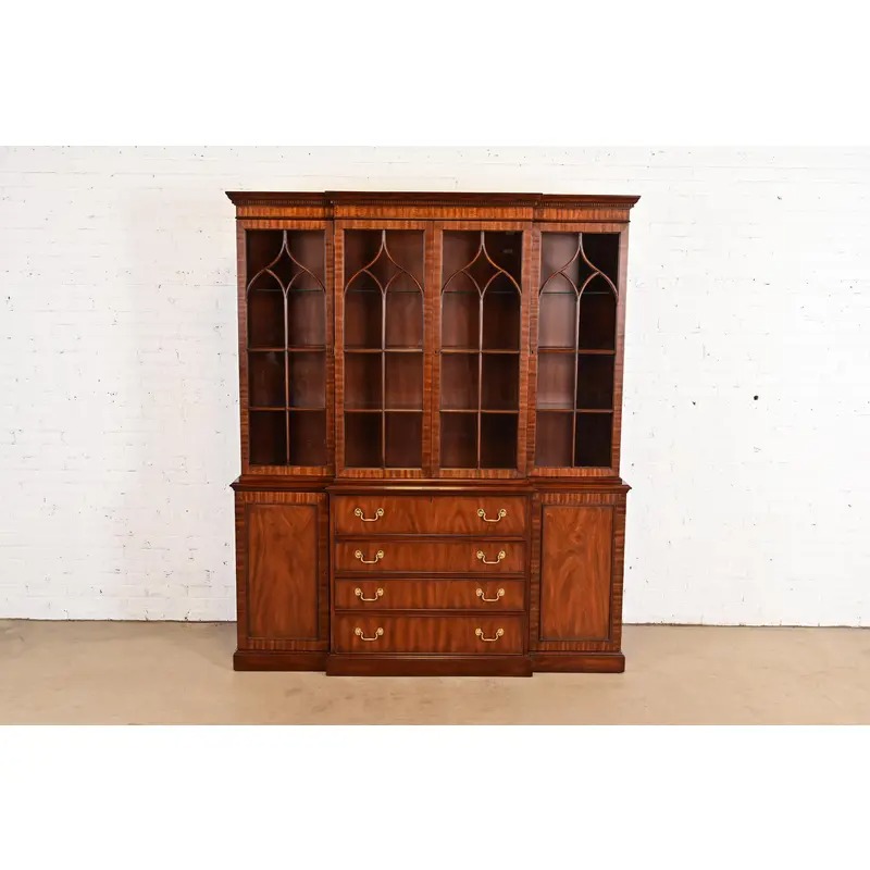 Henkel Harris Georgian Carved Mahogany Lighted Breakfront Bookcase Cabinet - Image 2
