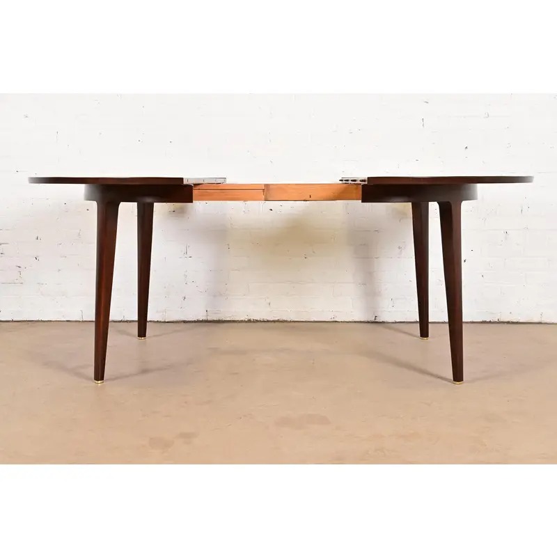 Edward Wormley for Dunbar Mid-Century Modern Walnut Extension Dining Table, Newly Refinished - Image 5