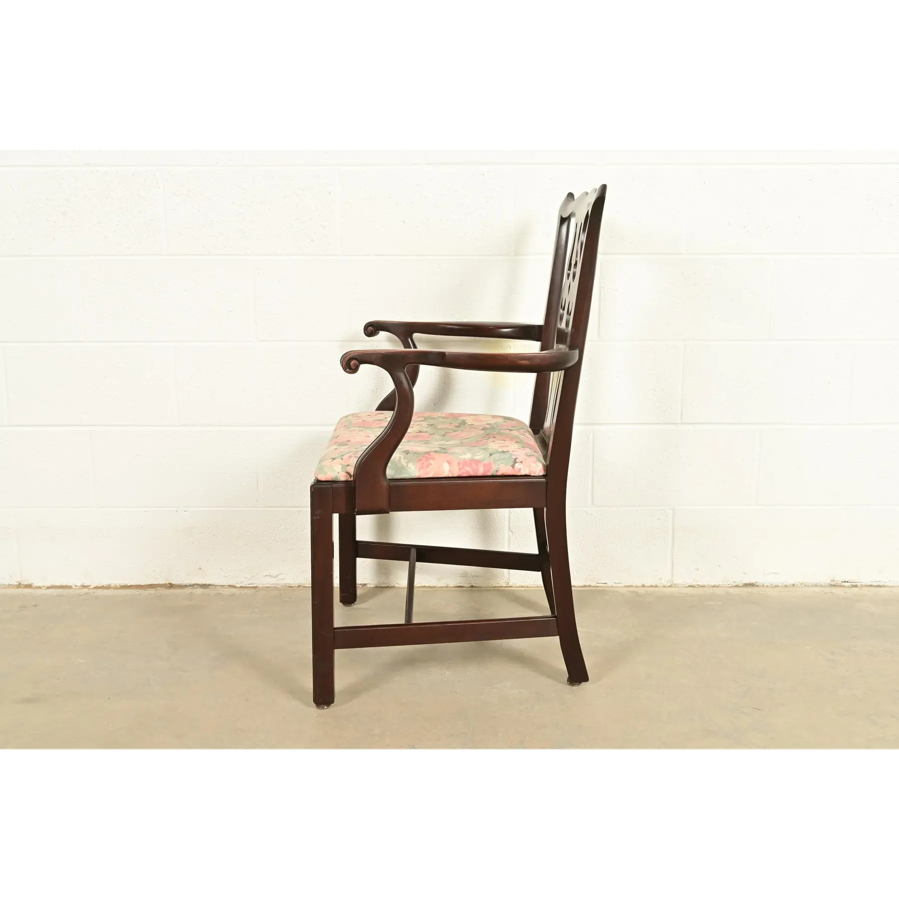 Ethan Allen Georgian Carved Mahogany Armchair - Image 12