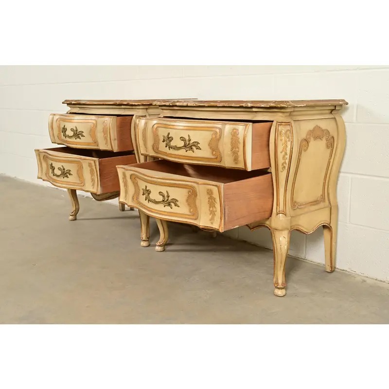John Widdicomb Italian Rococo Louis XV Cream Lacquered and Gold Gilt Bedside Chests, Pair - Image 6