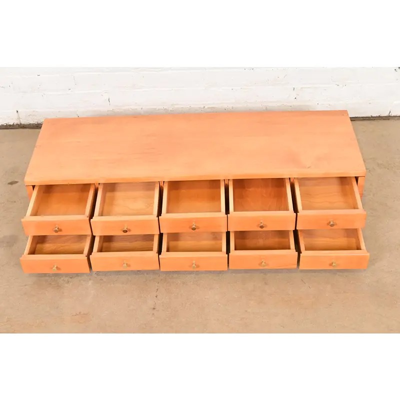 Paul McCobb Planner Group Solid Birch Ten-Drawer Jewelry Chest, Newly Refinished - Image 7