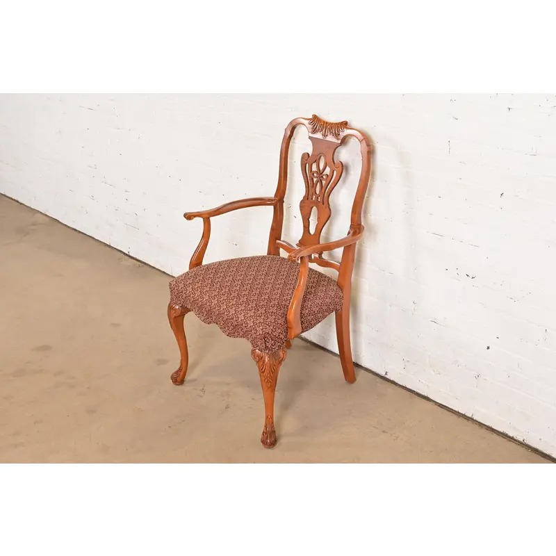 Romweber Antique Georgian Carved Walnut Dining Chairs, Set of Six - Image 7