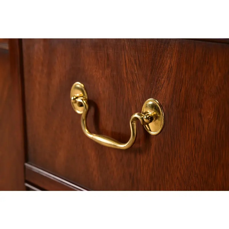 Henkel Harris Georgian Carved Mahogany Lighted Breakfront Bookcase Cabinet - Image 8