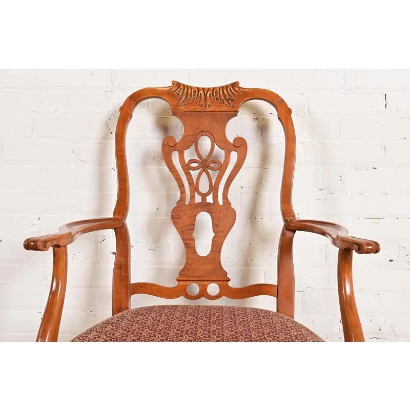 Romweber Antique Georgian Carved Walnut Dining Chairs, Set of Six - Image 8