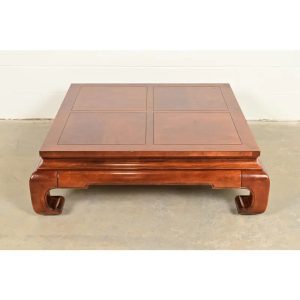 Henredon Hollywood Regency Chinoiserie Mahogany Coffee Table or Cocktail Table, Circa 1970s