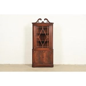 Baker Furniture Style Georgian Flame Mahogany Corner Cabinet, Circa 1940s