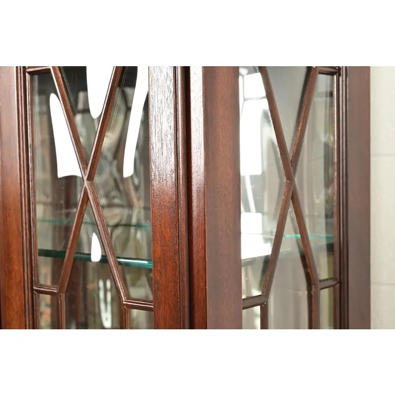 Ethan Allen Knob Creek Georgian Carved Mahogany Lighted Breakfront Bookcase Cabinet - Image 11