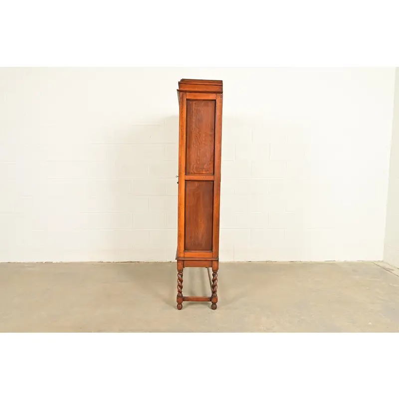 Stickley Brothers Style Antique Arts & Crafts Carved Oak Bookcase Cabinet With Leaded Glass Doors, Circa 1900 - Image 12
