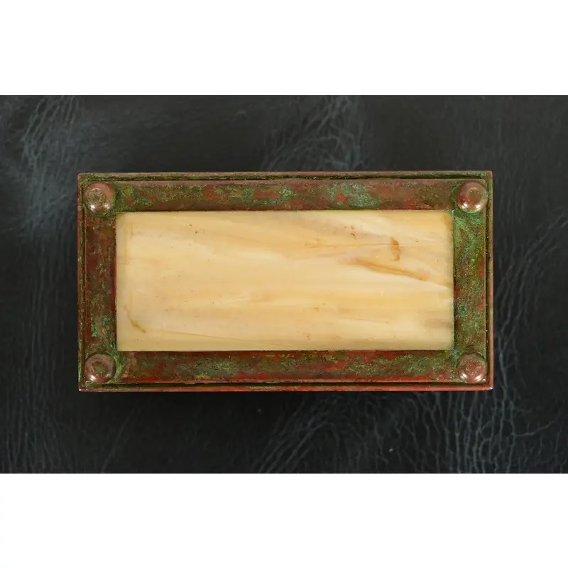 Tiffany Studios New York Grapevine Pattern Bronze and Favrile Slag Glass Box - Image 12