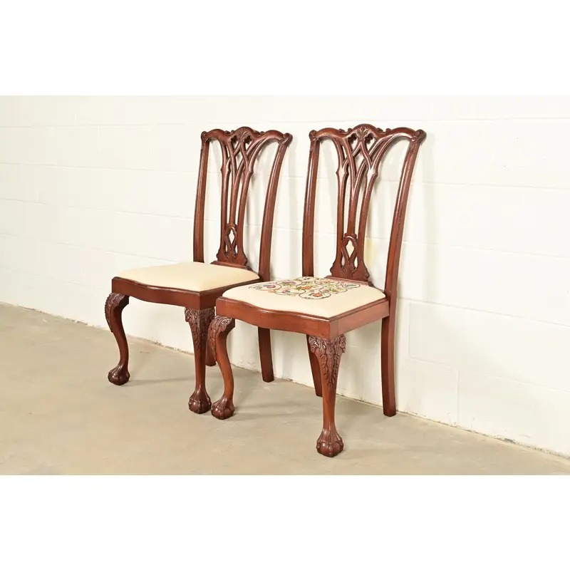 Baker Furniture Style Chippendale Carved Mahogany Side Chairs or Dining Chairs, Pair