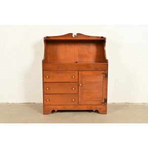 Ethan Allen American Colonial Solid Maple Dry Sink