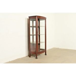 Berkey & Gay Antique Victorian Carved Oak Bookcase or Display Cabinet, Circa 1890s