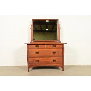 Gustav Stickley Antique Mission Oak Arts & Crafts Dresser With Mirror, Circa 1910