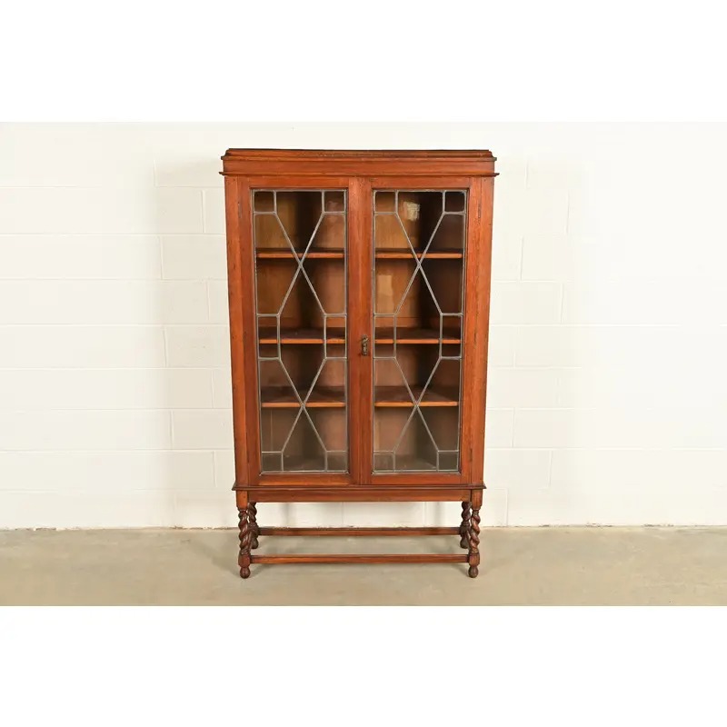 Stickley Brothers Style Antique Arts & Crafts Carved Oak Bookcase Cabinet With Leaded Glass Doors, Circa 1900 - Image 2