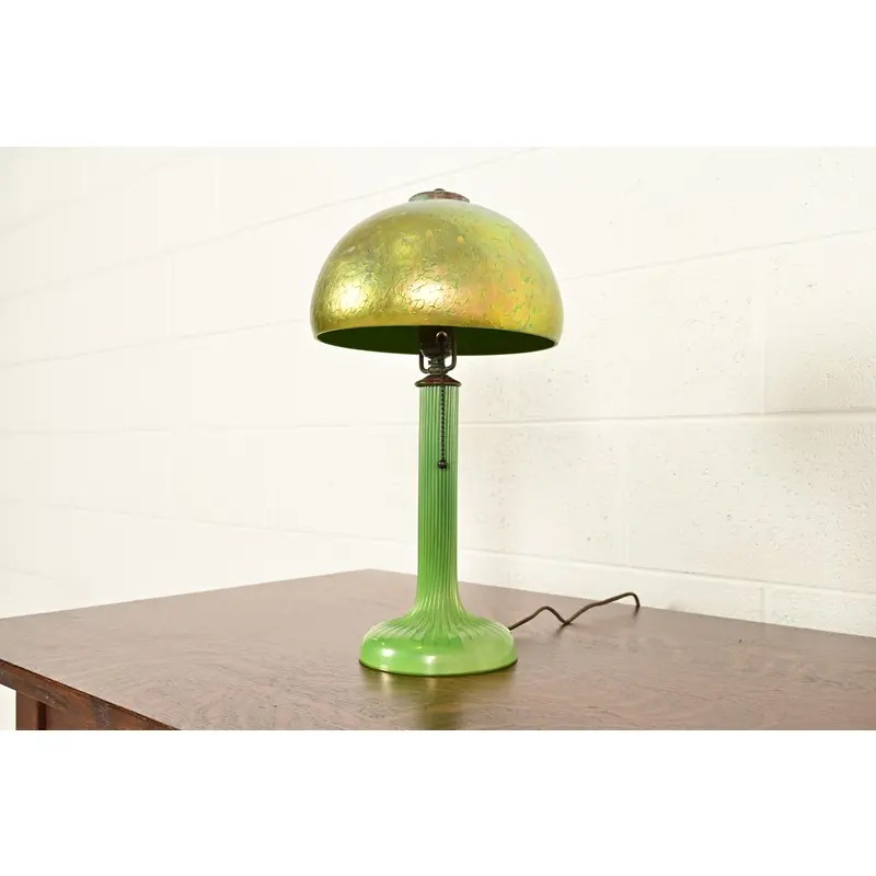 Louis Comfort Tiffany Favrile Art Glass Table Lamp or Desk Lamp, Circa 1910 - Image 3