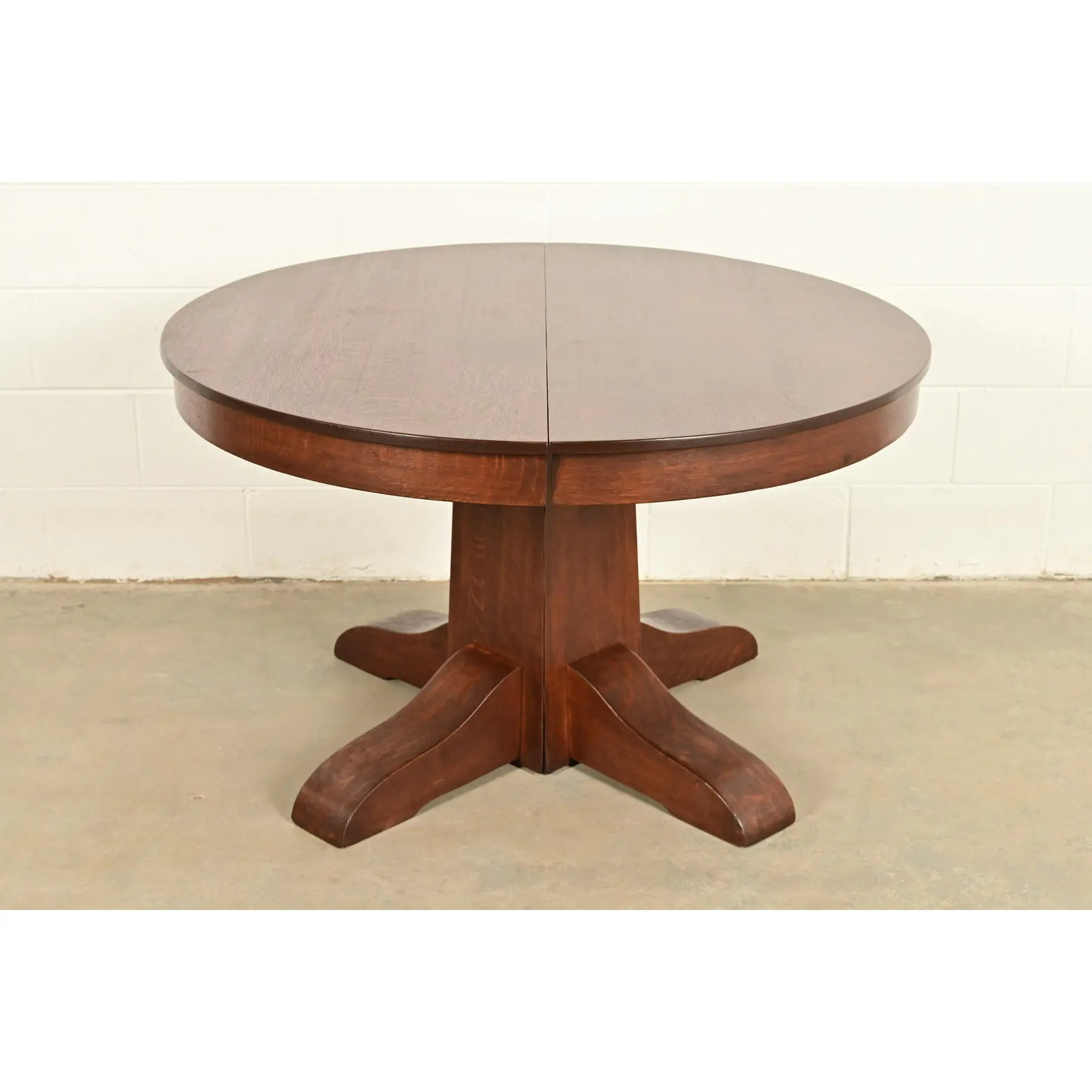 Gustav Stickley Style Antique Mission Oak Arts & Crafts Split Pedestal Extension Dining Table, Circa 1910