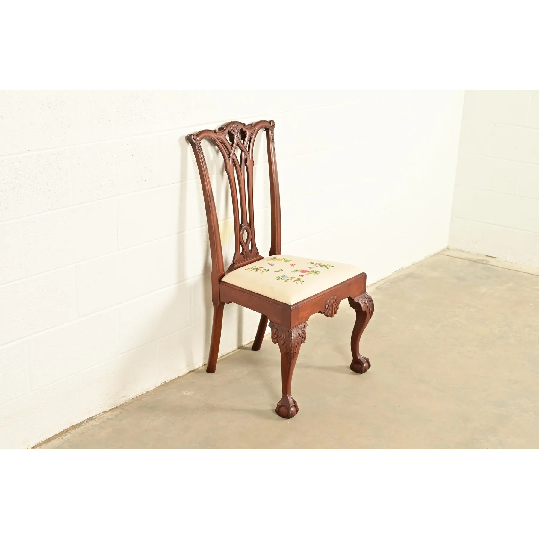 Baker Furniture Style Chippendale Carved Mahogany Side Chair or Dining Chair - Image 4