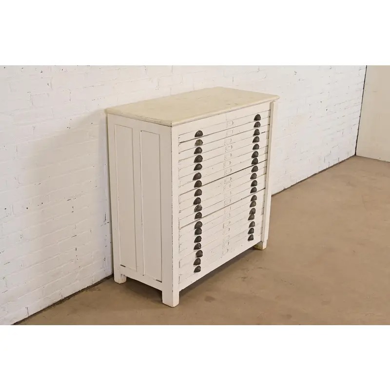 Antique Arts & Crafts White Painted 18-Drawer Flat File Printer's Cabinet, Circa 1900 - Image 4