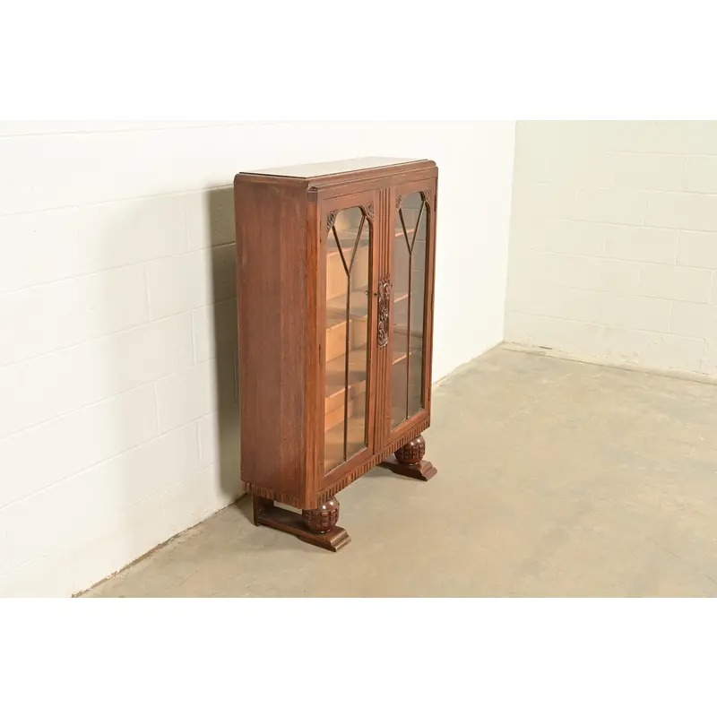 Antique English Art Deco Carved Oak Bookcase or Display Cabinet, Circa 1930s - Image 4