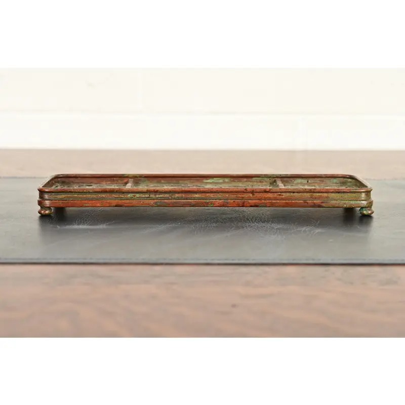 Tiffany Studios New York Grapevine Pattern Bronze and Favrile Slag Glass Pen Tray - Image 4