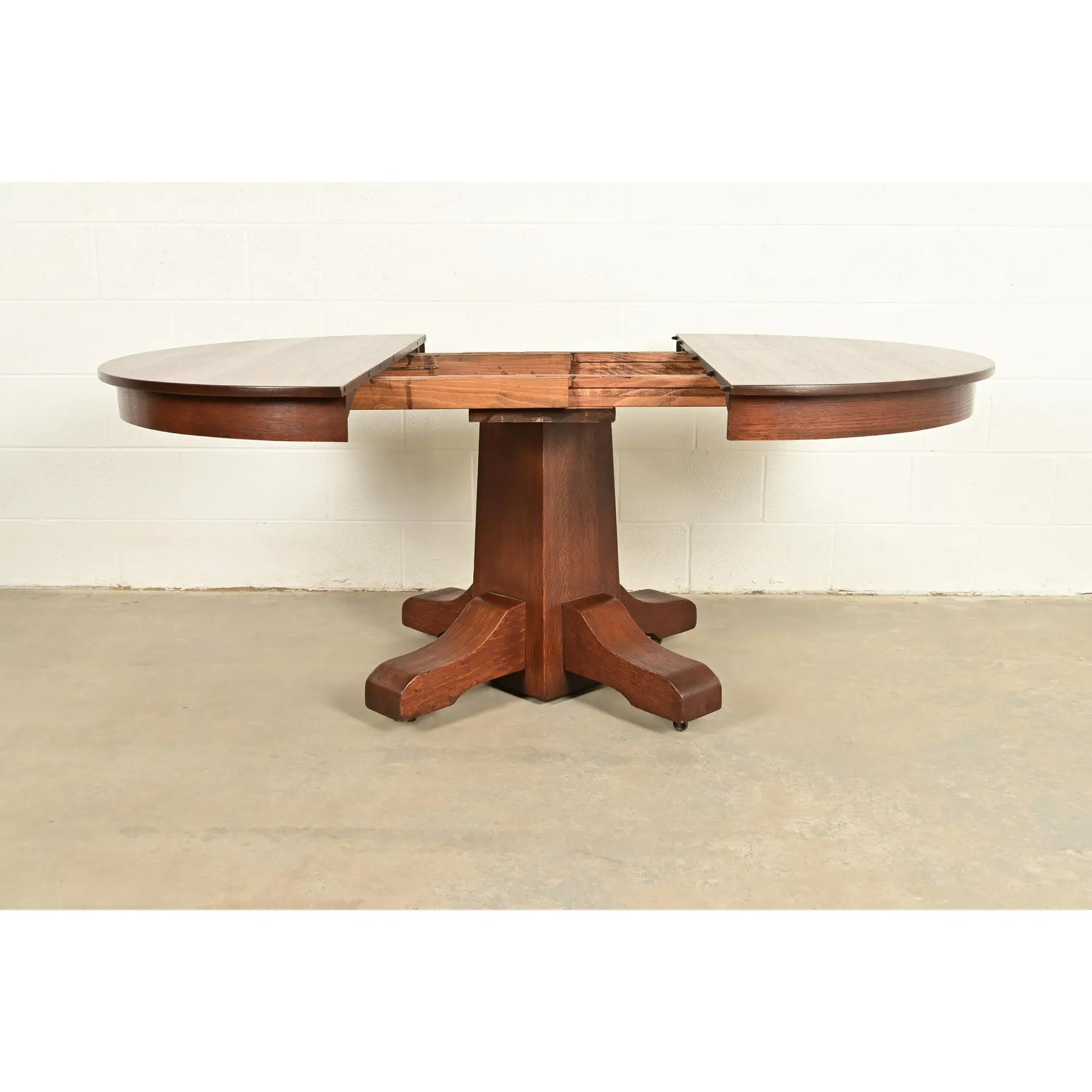 Stickley Brothers Style Antique Mission Oak Arts & Crafts Pedestal Extension Dining Table, Newly Refinished - Image 7