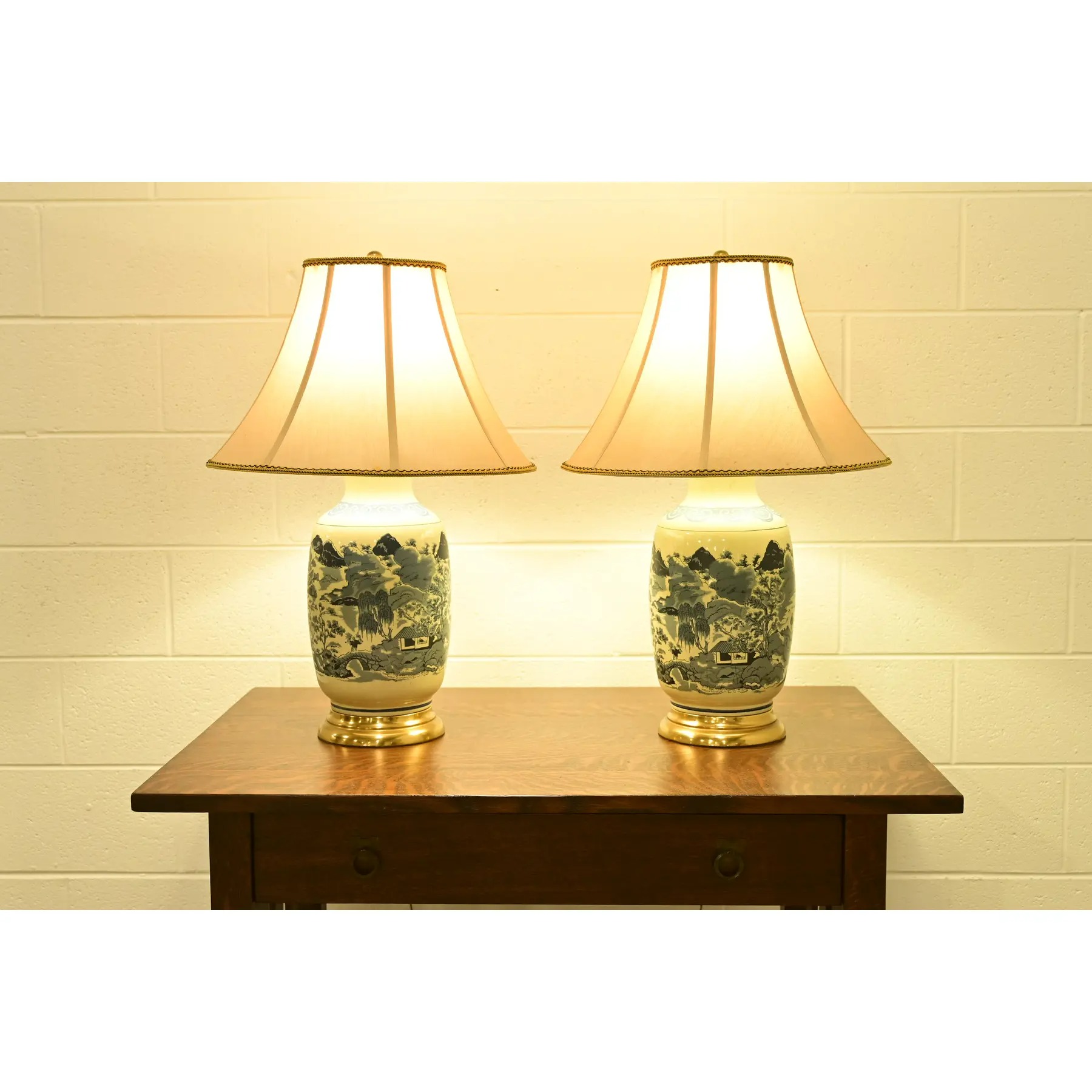 1970s Chinese Blue and White Porcelain Ginger Jar Table Lamps by Westwood - a Pair - Image 5