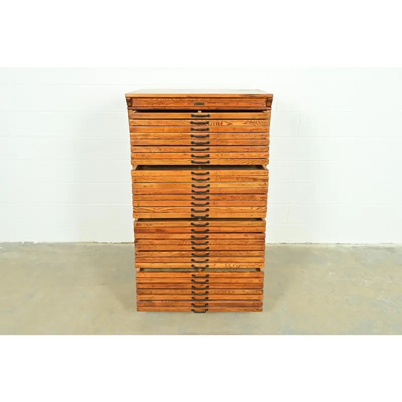 Antique Arts & Crafts Oak 31-Drawer Architect's Blueprint Flat File Cabinet by Hamilton, Circa 1900 - Image 5