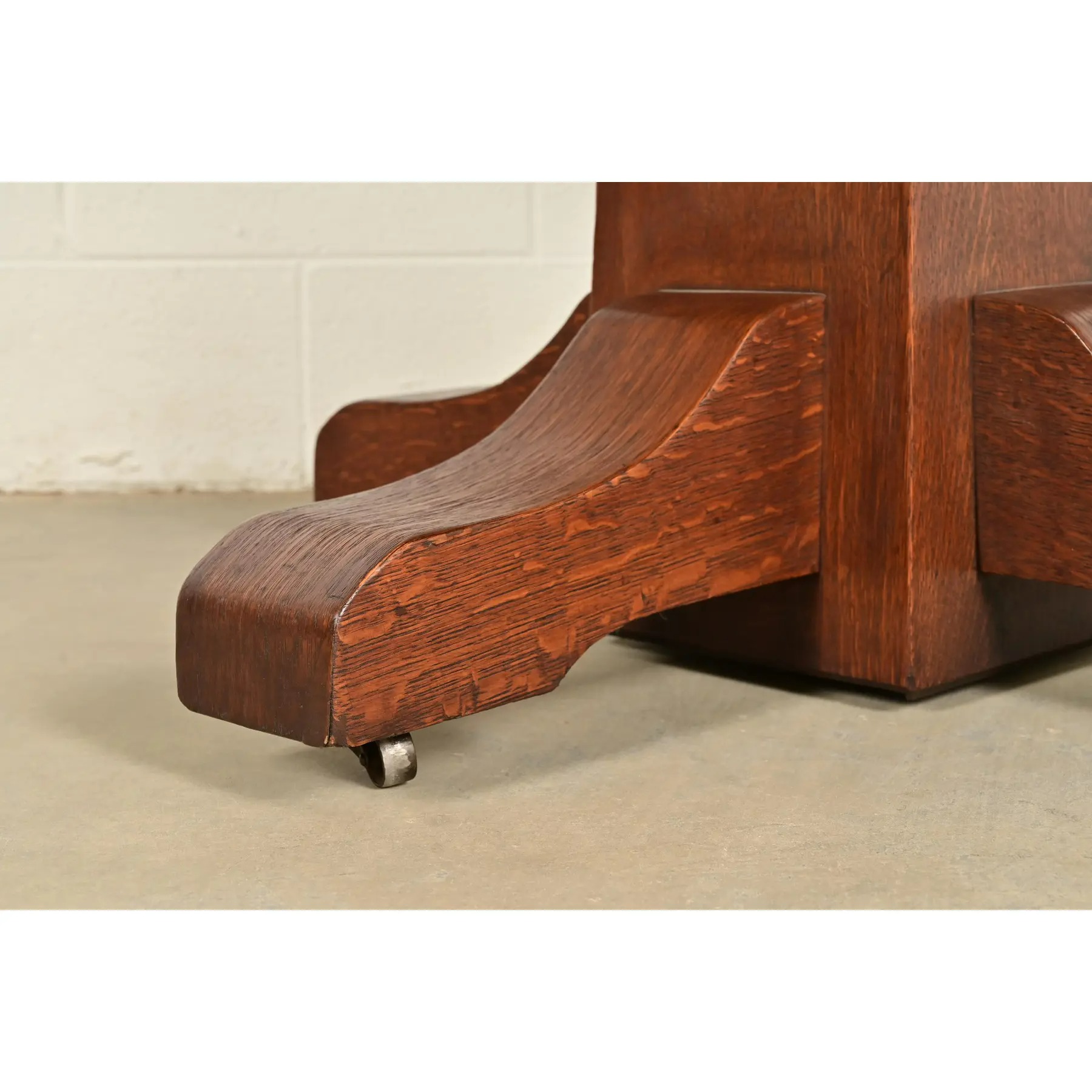 Stickley Brothers Style Antique Mission Oak Arts & Crafts Pedestal Extension Dining Table, Newly Refinished - Image 9