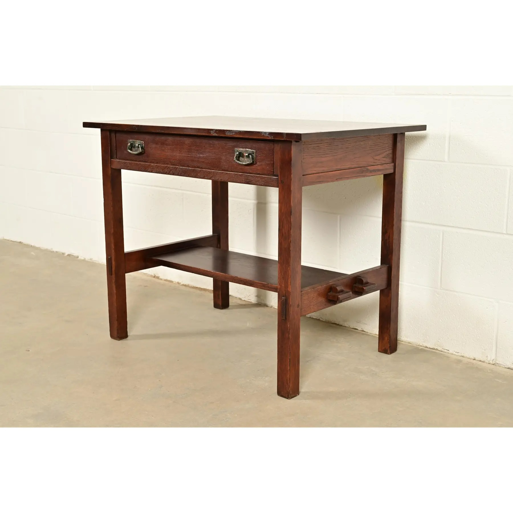 L. & J. G. Stickley Antique Mission Oak Arts & Crafts Writing Desk or Library Table, Circa 1910