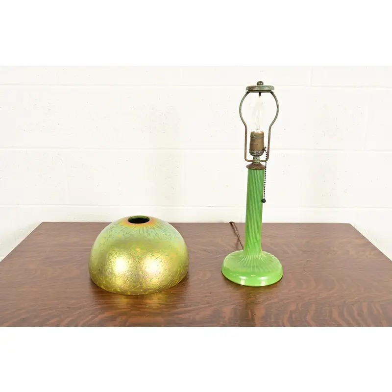 Louis Comfort Tiffany Favrile Art Glass Table Lamp or Desk Lamp, Circa 1910 - Image 6