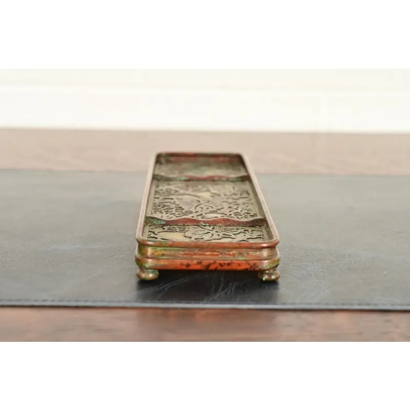Tiffany Studios New York Grapevine Pattern Bronze and Favrile Slag Glass Pen Tray - Image 6