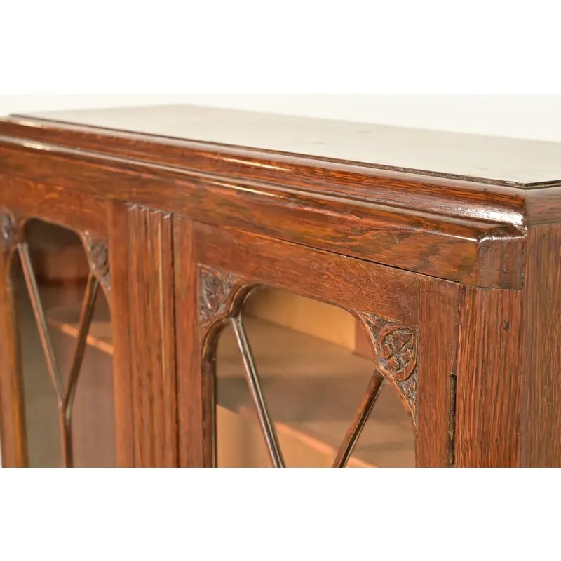 Antique English Art Deco Carved Oak Bookcase or Display Cabinet, Circa 1930s - Image 7