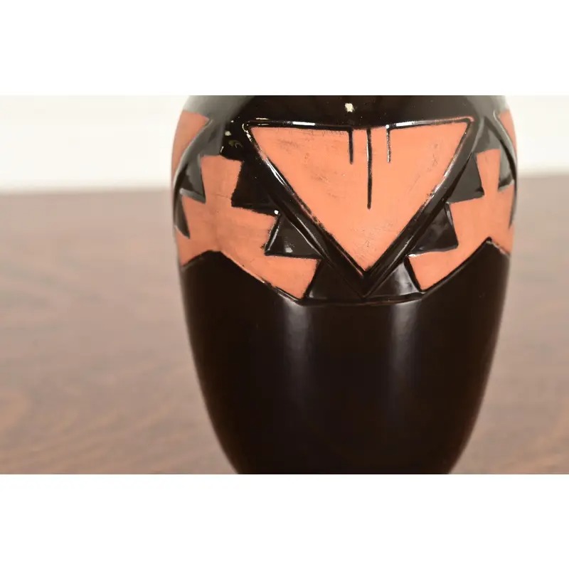 Navajo Glazed Ceramic Vase - Image 7