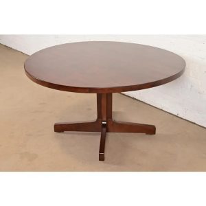 Harvey Probber Mid-Century Modern Sculpted Walnut Pedestal Dining Table, Newly Refinished