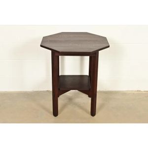 Stickley Brothers Antique Mission Oak Arts & Crafts Lamp Table or Center Table, Newly Refinished